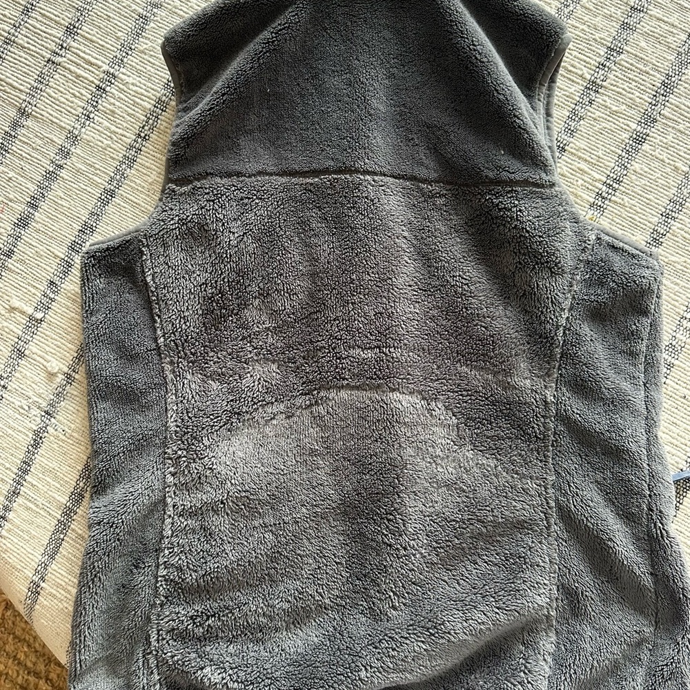 L.L. Bean Charcoal Fleece Vest with deep lavender trim - Picture 5 of 5